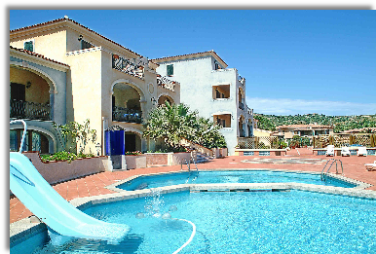 deux petites piscines